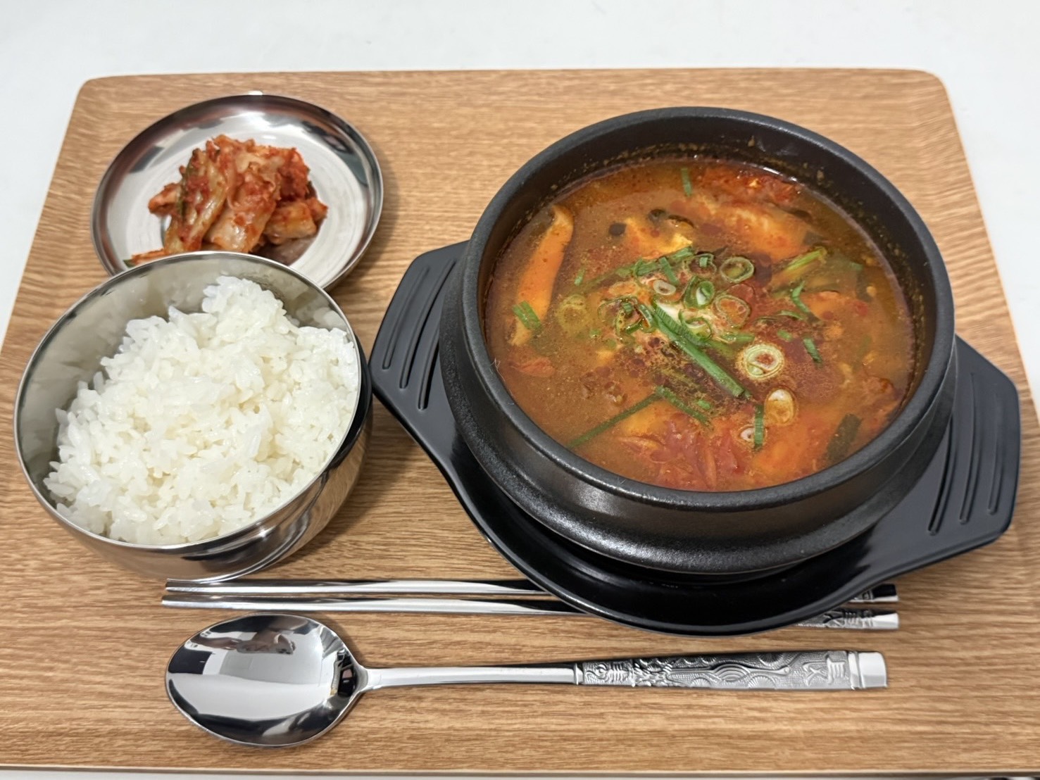 韓国ランチ（십-SIP-）